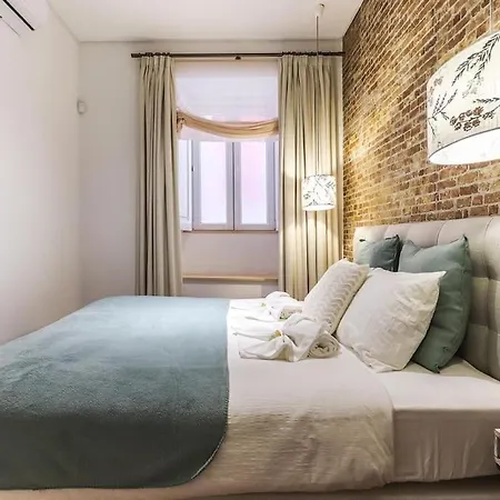 Portucale ! Historical Center Apartment Setubal