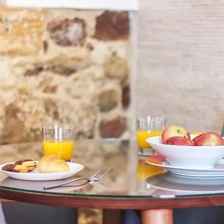 Apartment Portucale ! Historical Center Setubal